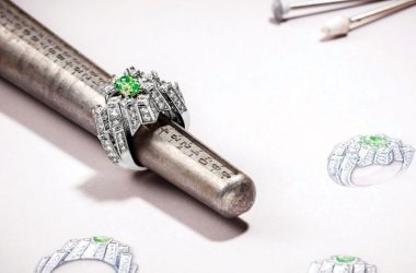 VIRIDA RING i platina med vita diamanter