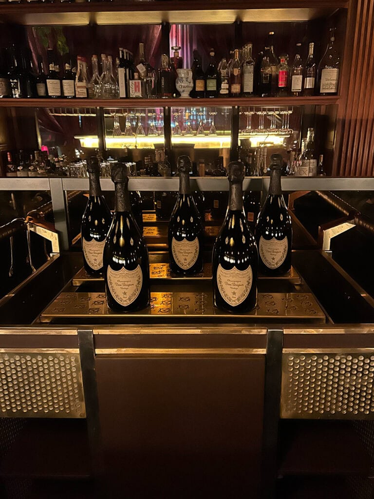 Bar med Dom Pérignon